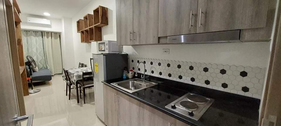 One Bedroom Condo Unit Fame Residences Manila Eksteriør bilde