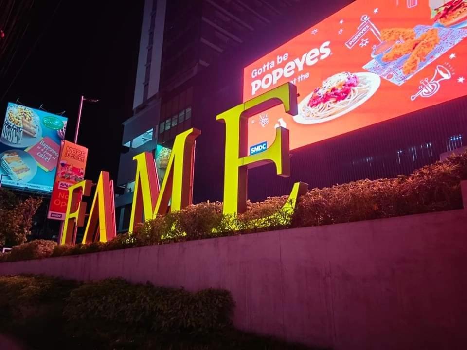 One Bedroom Condo Unit Fame Residences Manila Eksteriør bilde